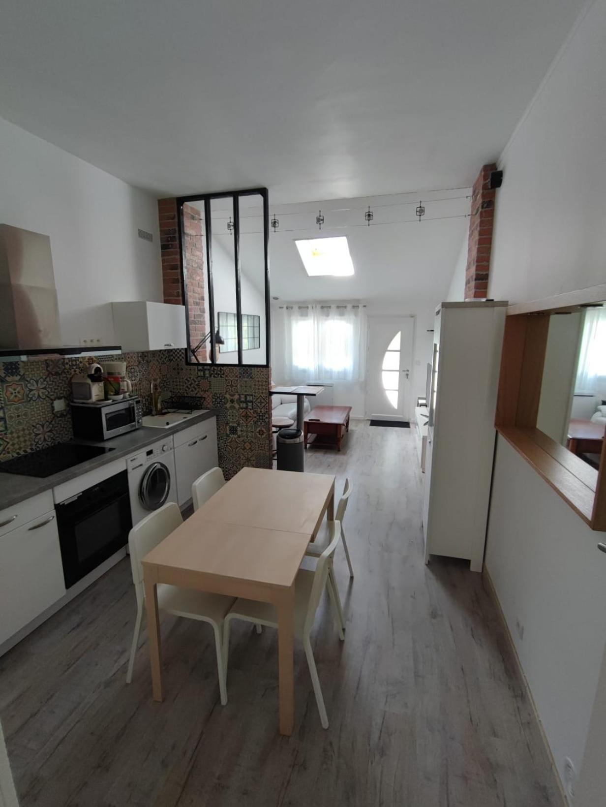 בזייה Appartement T2 48 M2 Independant Parking Public Gratuit A Proximite מראה חיצוני תמונה