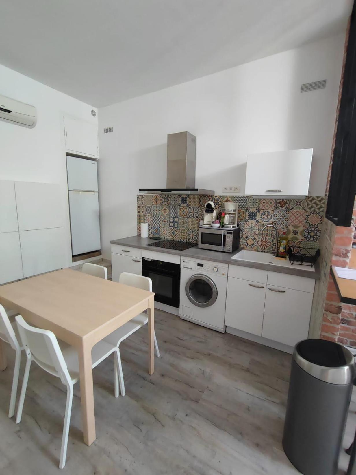 בזייה Appartement T2 48 M2 Independant Parking Public Gratuit A Proximite מראה חיצוני תמונה